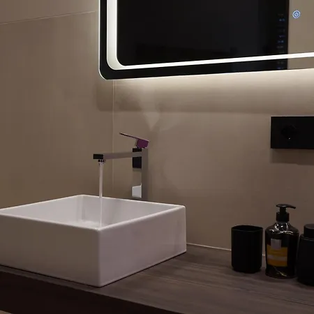 Konukevi Myto Relais Napoli