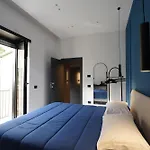 Myto Relais 4* نابولي